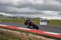 cadwell-no-limits-trackday;cadwell-park;cadwell-park-photographs;cadwell-trackday-photographs;enduro-digital-images;event-digital-images;eventdigitalimages;navarra;no-limits-trackdays;peter-wileman-photography;racing-digital-images;trackday-digital-images;trackday-photos